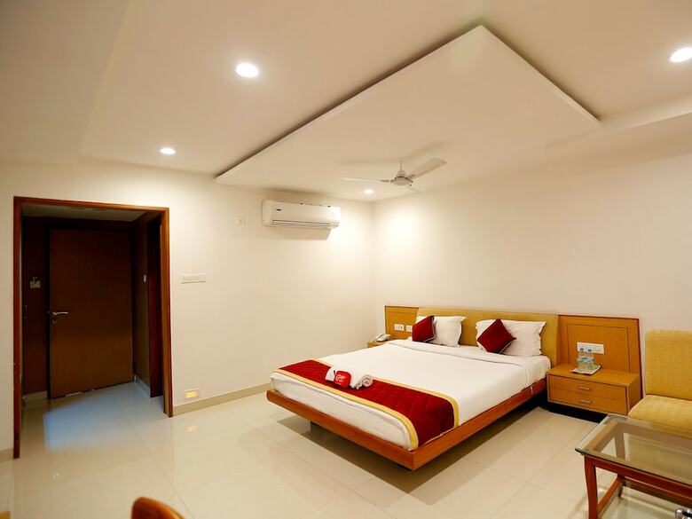 Oyo 381 Hotel Sybaritic Suites Gachibowli