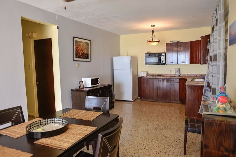 Lemontree Oceanfront Cottages