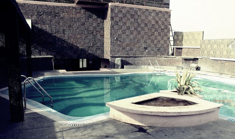 Hotel Om Tower
