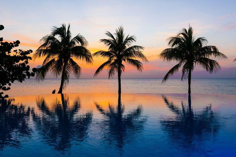 Hotel Grand Roatan Caribbean Resort