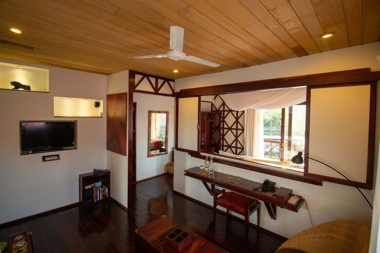 Hotel Viewpoint Lodge & Fine Cuisines