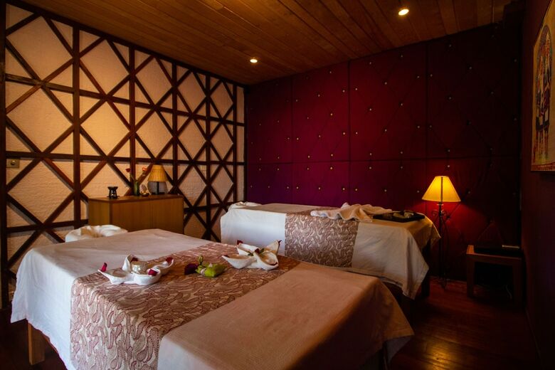 Hotel Viewpoint Lodge & Fine Cuisines
