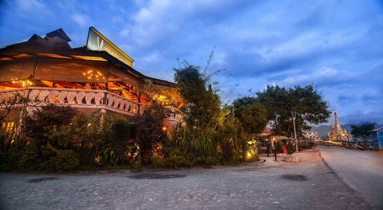 Hotel Viewpoint Lodge & Fine Cuisines