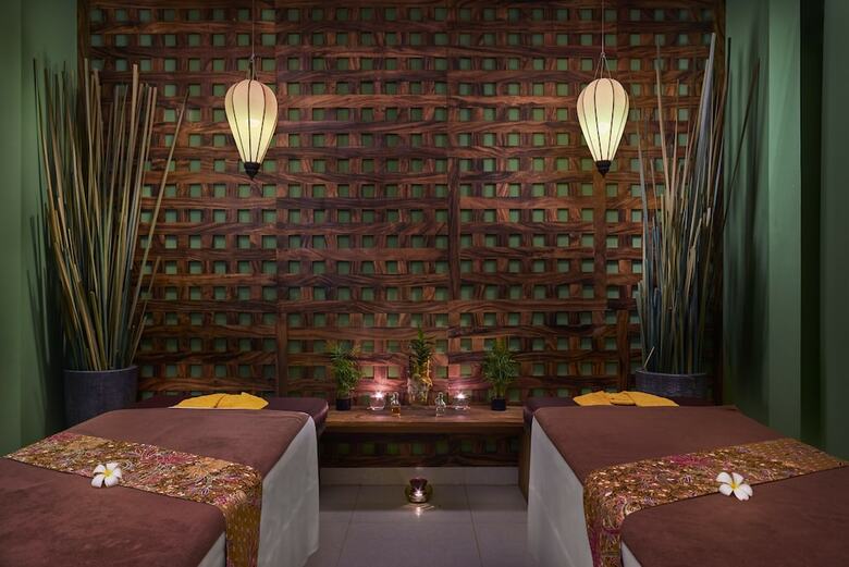 Teahouse Asian Urban Hotel
