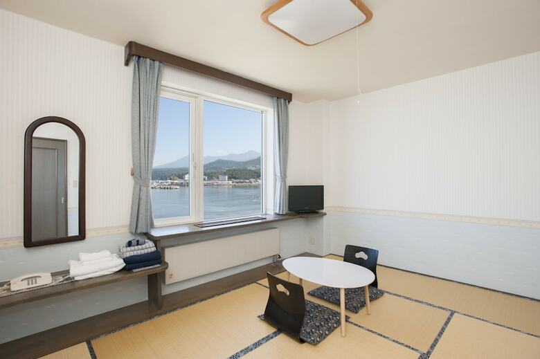 Iruka Hotel