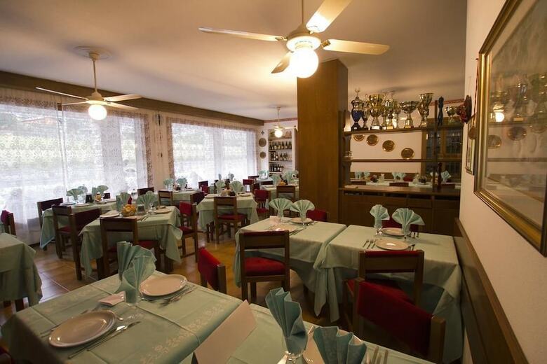 Hotel Sarre