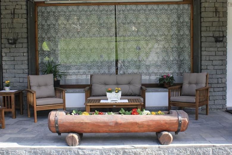 Hotel Sarre