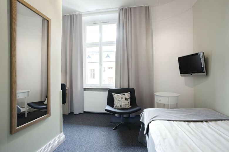 First Hotel �rebro