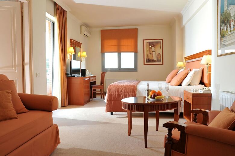Athens Atrium Hotel And Suites