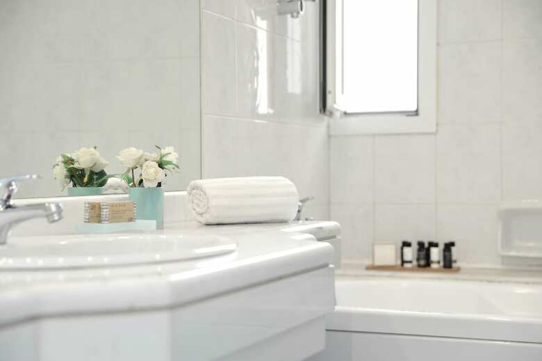 Athens Atrium Hotel And Suites
