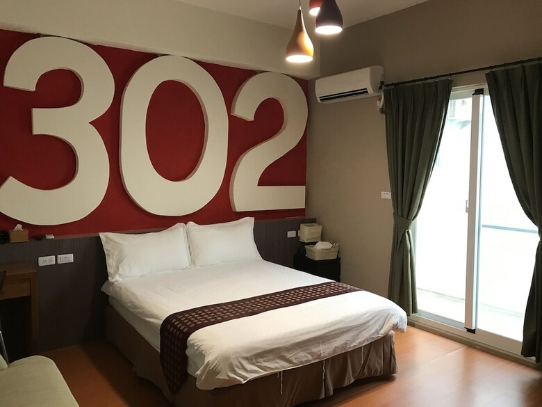 Bed & Breakfast Happy Life Hostel