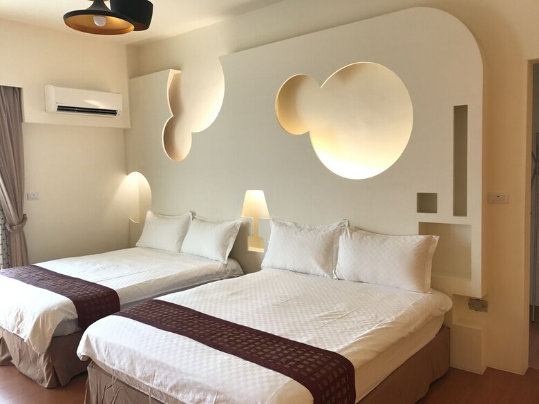Bed & Breakfast Happy Life Hostel