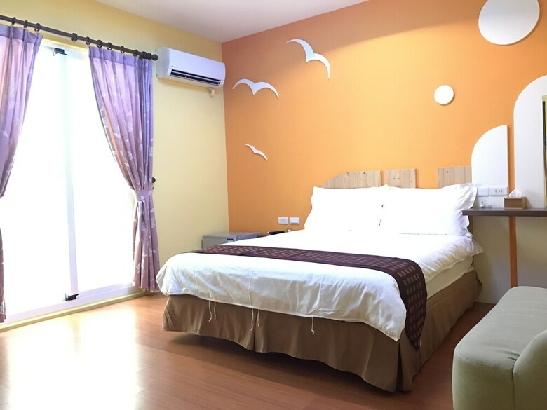 Bed & Breakfast Happy Life Hostel