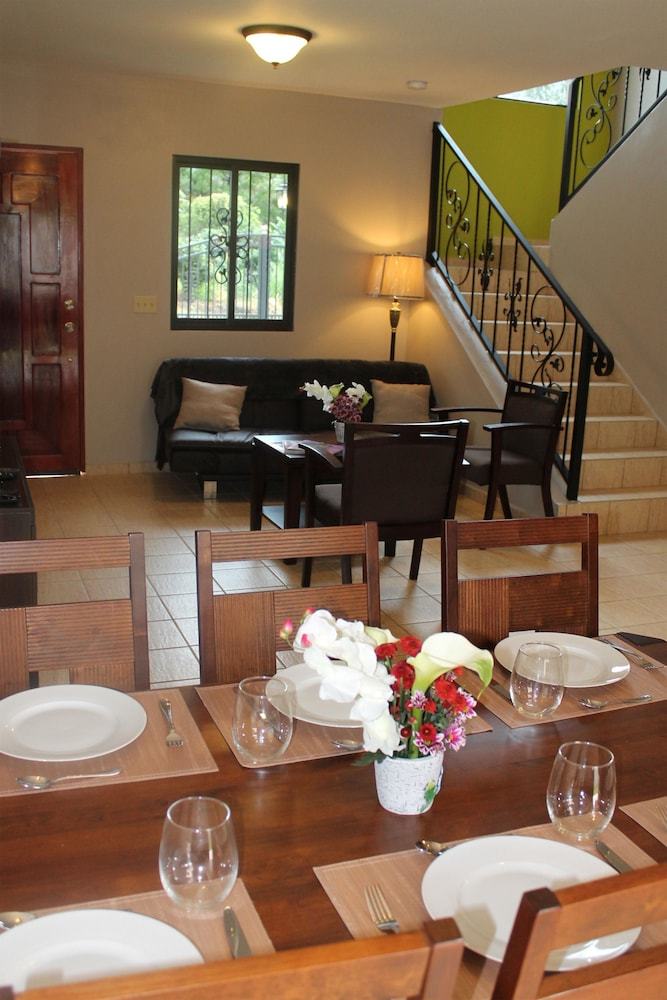 Hotel La Casa de La Abuela