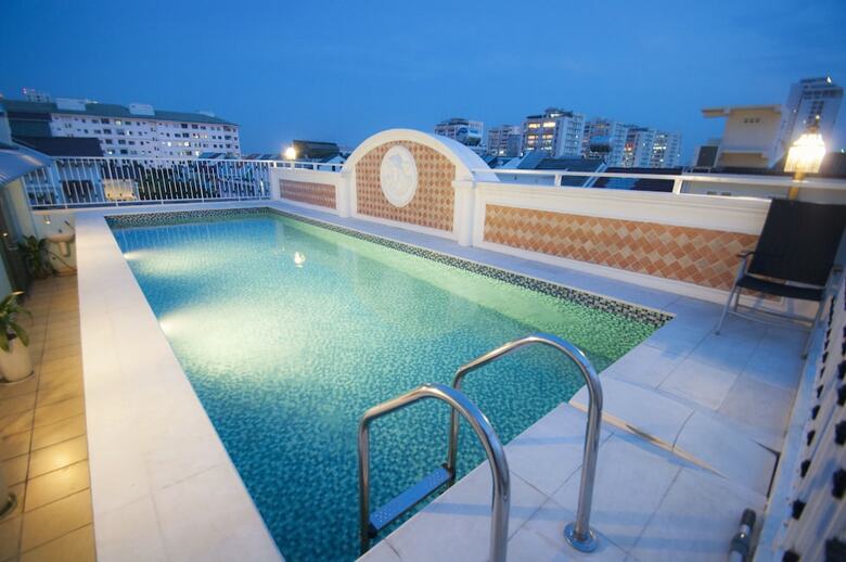 Central Hotel And Residences