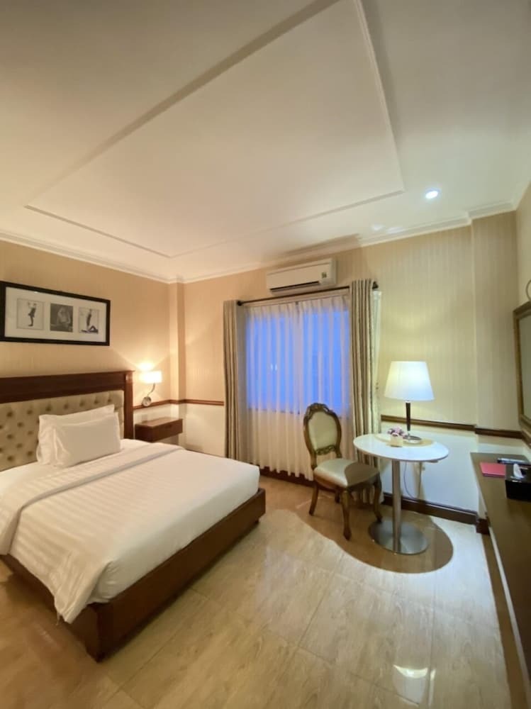 Central Hotel And Residences