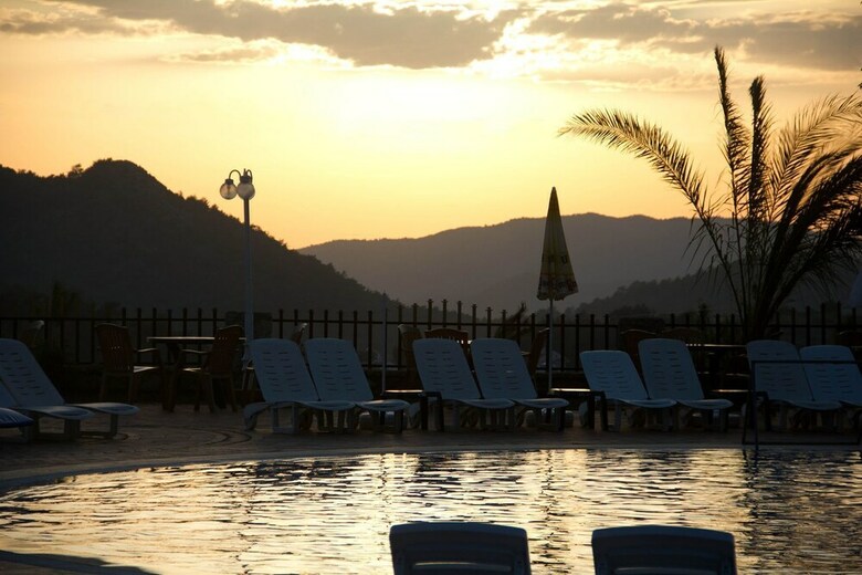 Destina Hotel