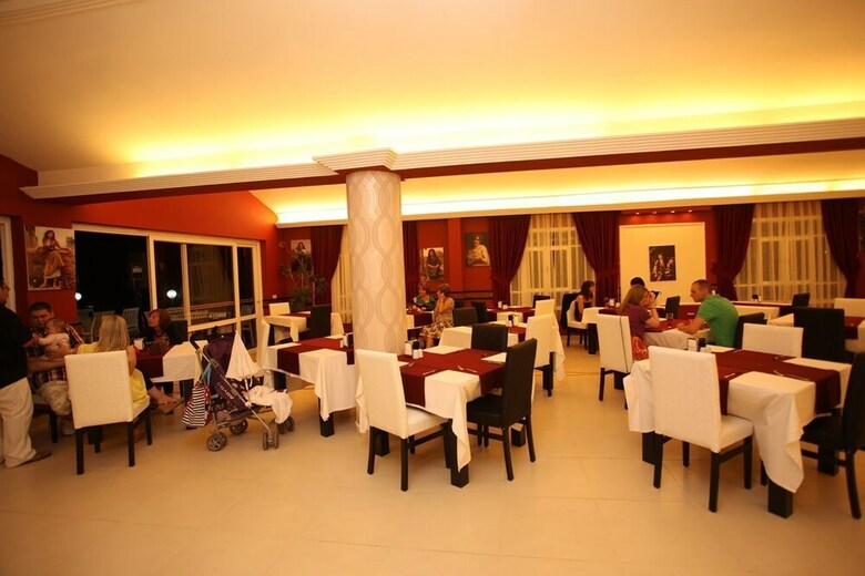 Destina Hotel