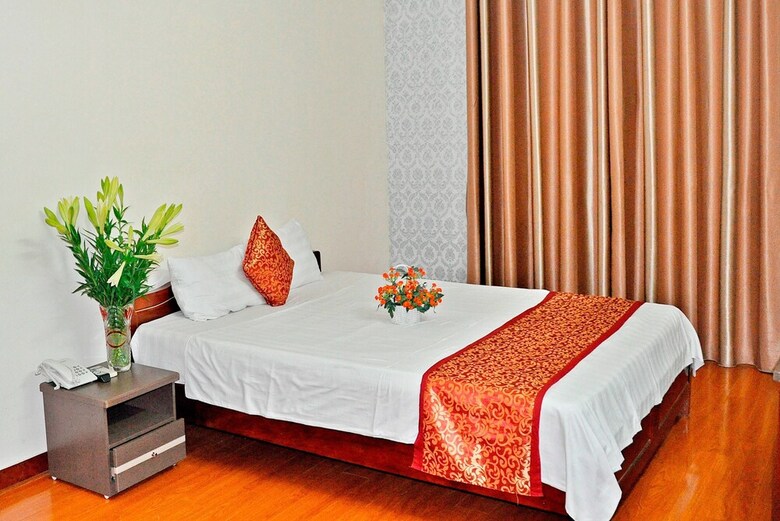 Grand Holiday Hotel 2