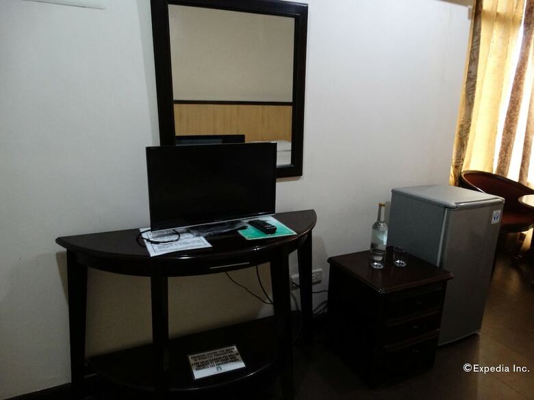 Hotel Panda Tea Garden Suites