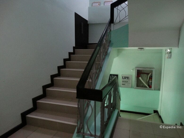 Hotel Panda Tea Garden Suites