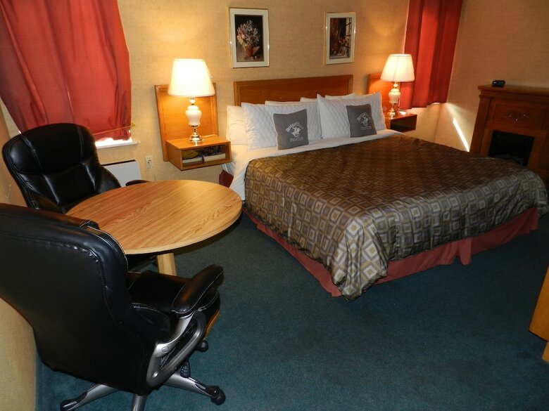 Motel Kings Inn Near The Falls