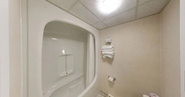 Motel Kings Inn Near The Falls