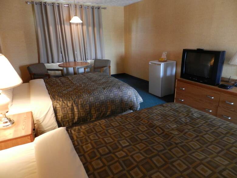 Motel Kings Inn Near The Falls