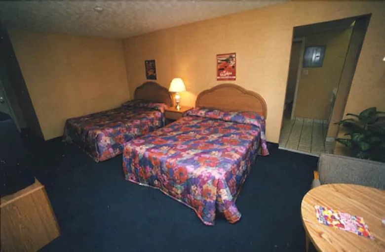 Motel Kings Inn Near The Falls