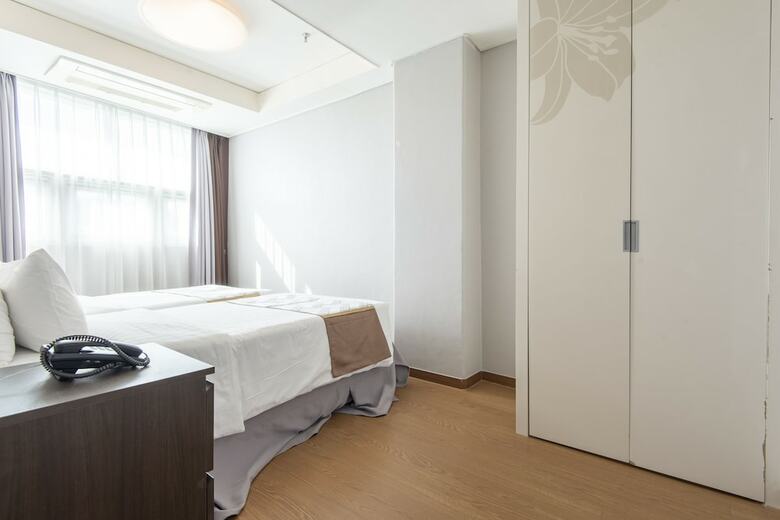 Xenia Hotel