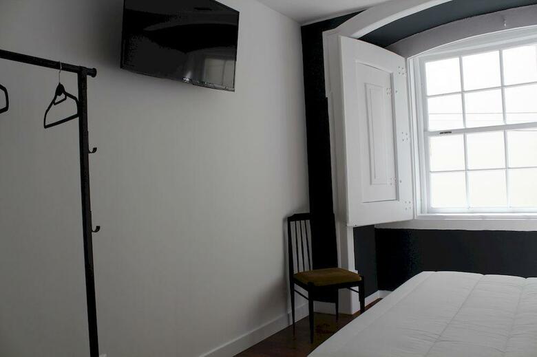 Hotel Largo Da S� - Guest House