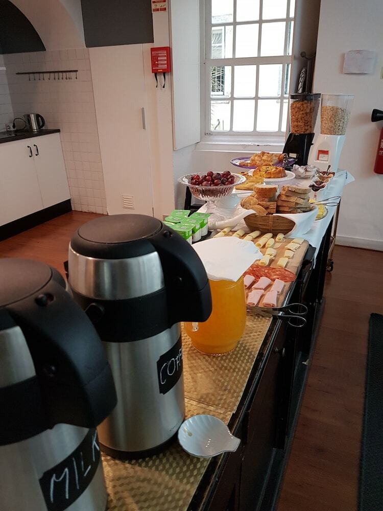 Hotel Largo Da S� - Guest House