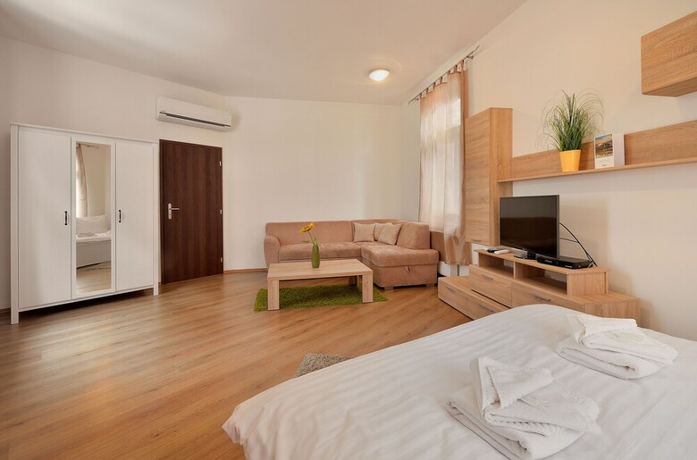 Aparthotel Key-box Check-in Apartments By Ambiente