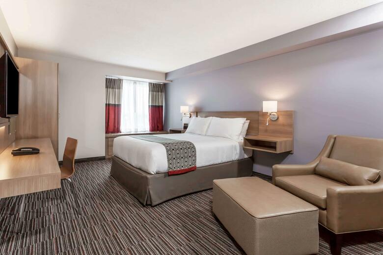Hotel Microtel By Wyndham Casselman