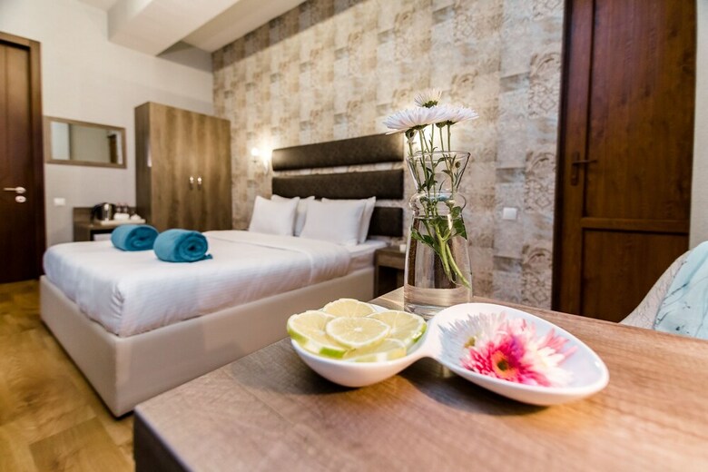 Hotel Diamond Dat Exx Company