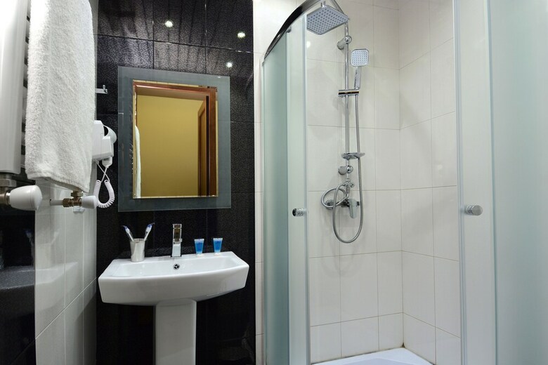 Hotel Diamond Dat Exx Company