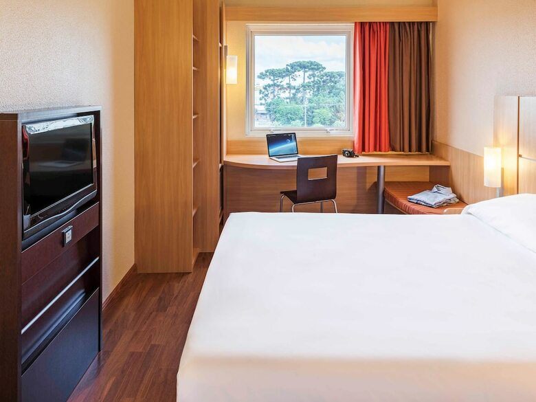 Hotel Ibis Curitiba Aeroporto