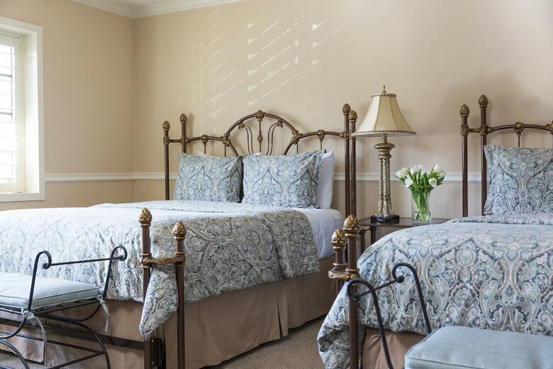 Hotel Coachman's Inn, A Four Sisters Inn