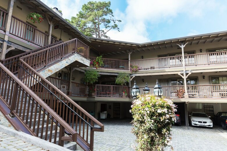 Hotel Coachman's Inn, A Four Sisters Inn