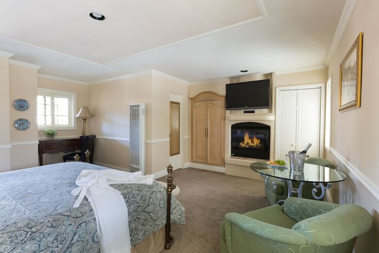 Hotel Coachman's Inn, A Four Sisters Inn
