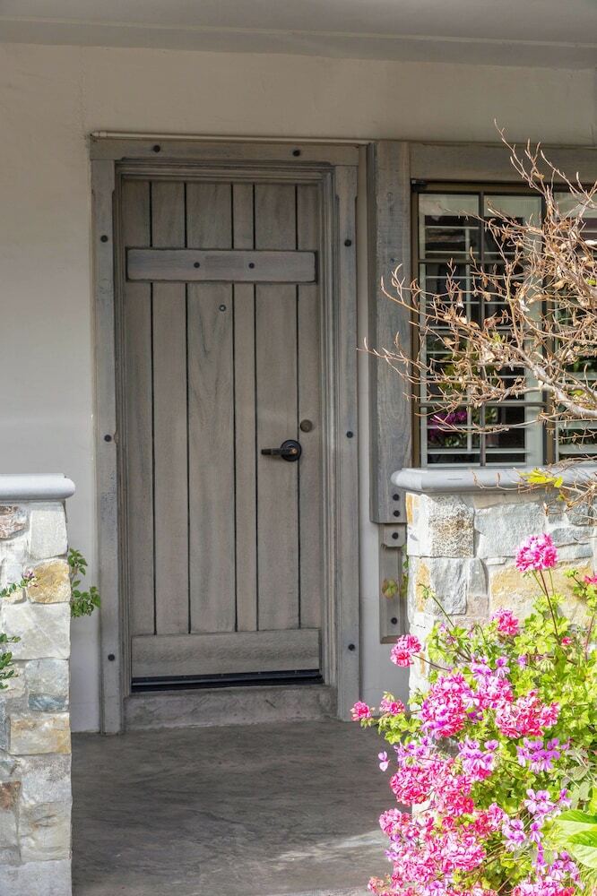 Hotel Coachman's Inn, A Four Sisters Inn