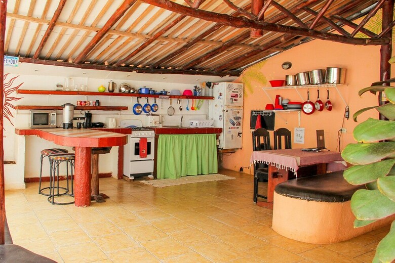 Hostal Pura Vida Hostel