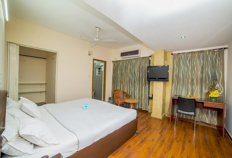 Hotel Serenity Inn Elite