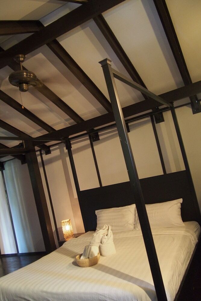 Villa Lao Traditional House Hotel