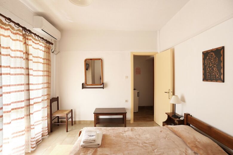 Monemvasia Green Apartments