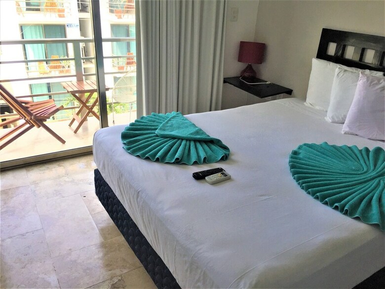 Hotel Coral Blue Beach Condo