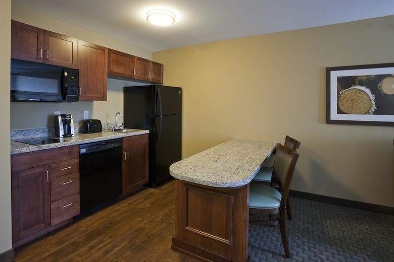 Grandstay Hotel And Suites Morris