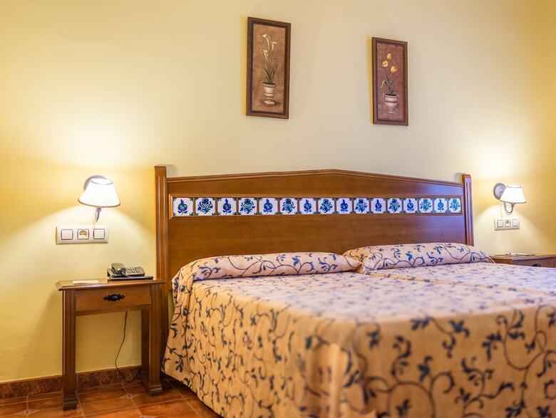 Hotel Cortijo de T�jar