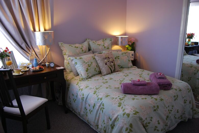 Highclaire House Bed And Breakfast