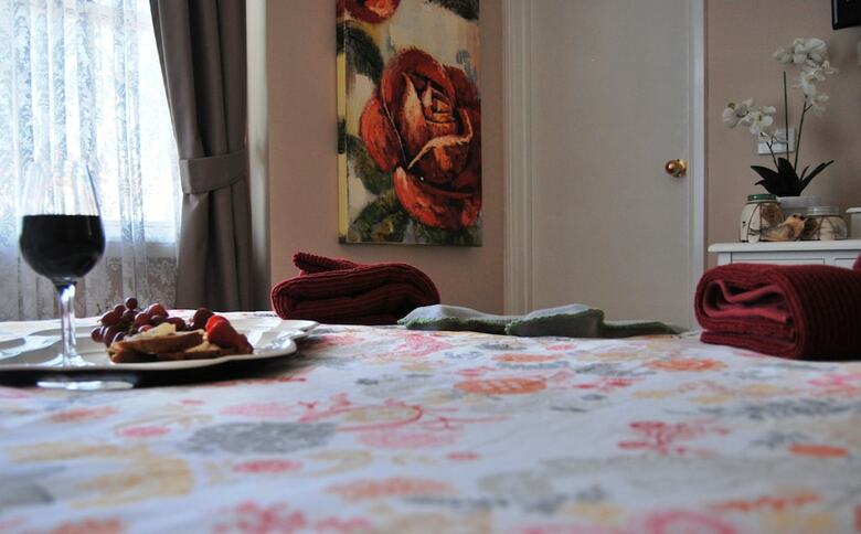 Highclaire House Bed And Breakfast